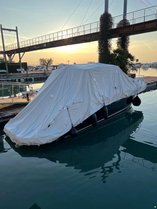 Sea Ray 320 Sundancer Coupe