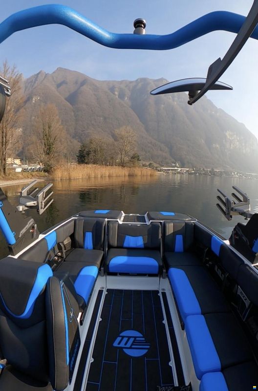 Malibu Wakesetter 24MXZ