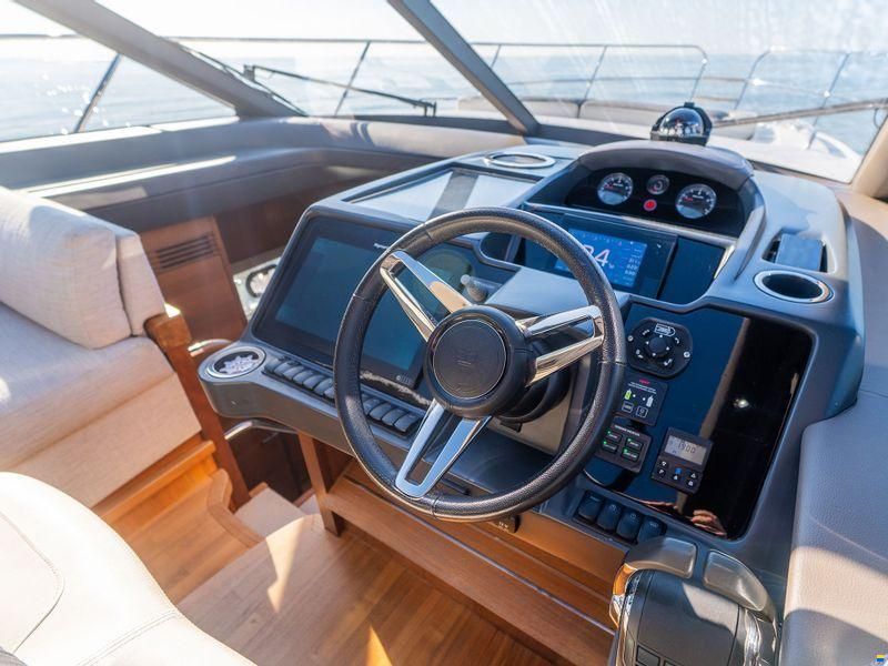 Princess Yachts International V50