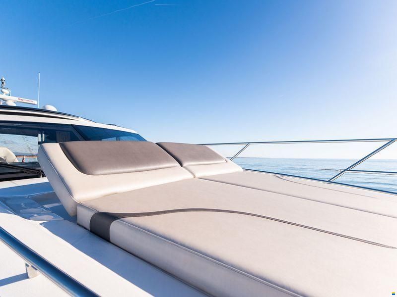 Princess Yachts International V50