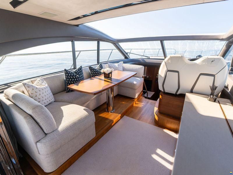 Princess Yachts International V50