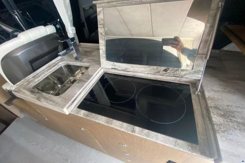 Galeon 360 Fly