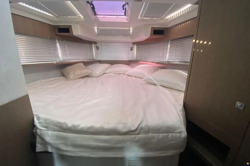 Galeon 360 Fly