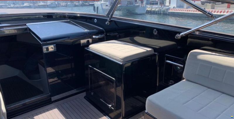 VanDutch 40