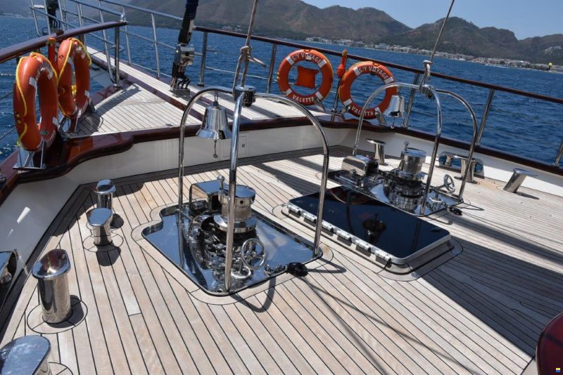 34 m Steel Custom