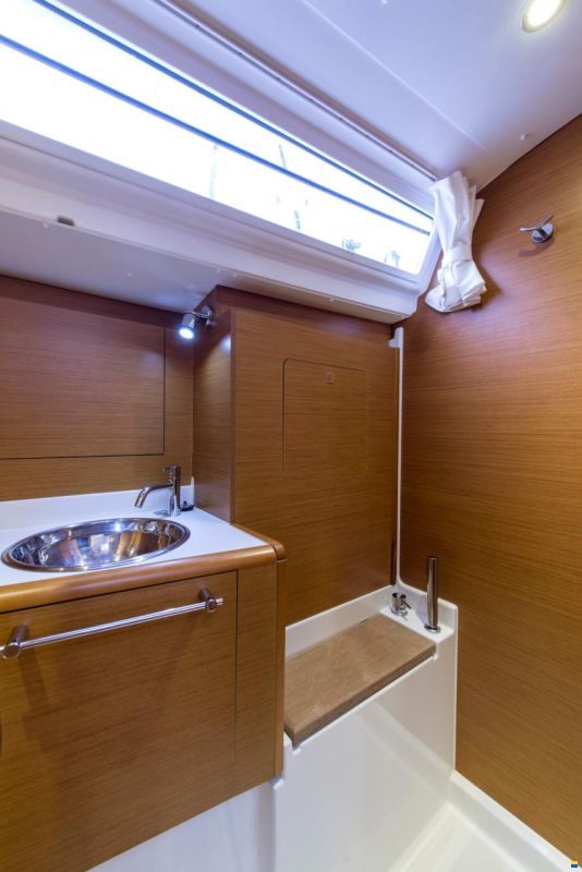 Jeanneau Sun Odyssey 439