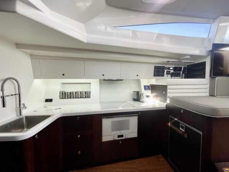 Mag Marin Windseeker 66