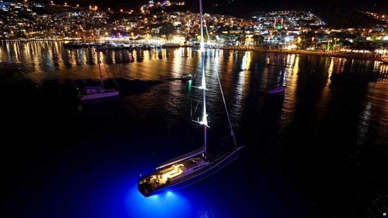 Mag Marin Windseeker 66