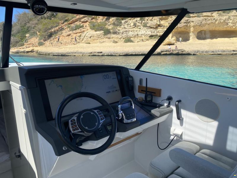 HOC 33 Explorer