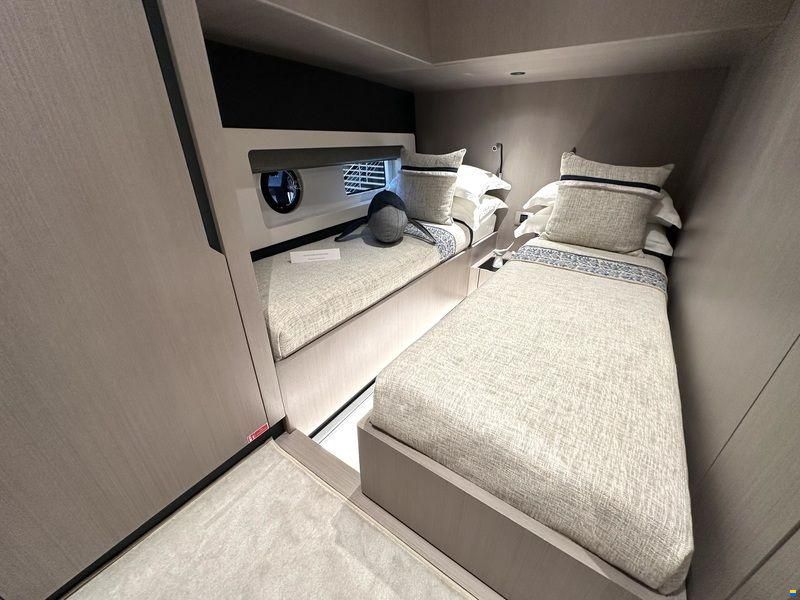 Sirena 48