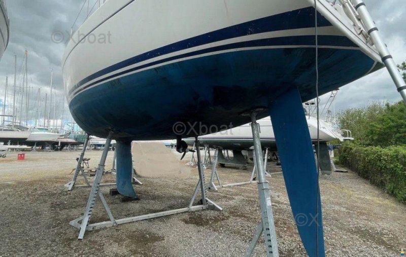 Dufour 40 PERFORMANCE