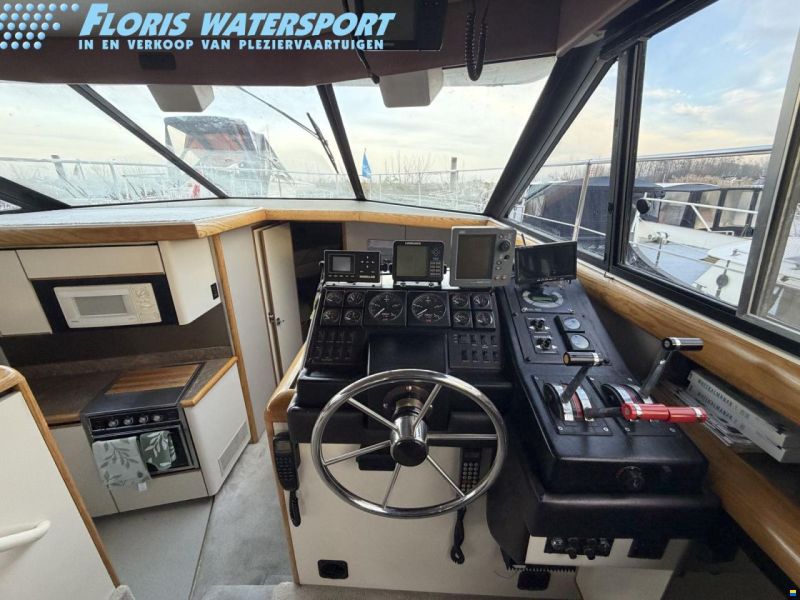 Bayliner 4387