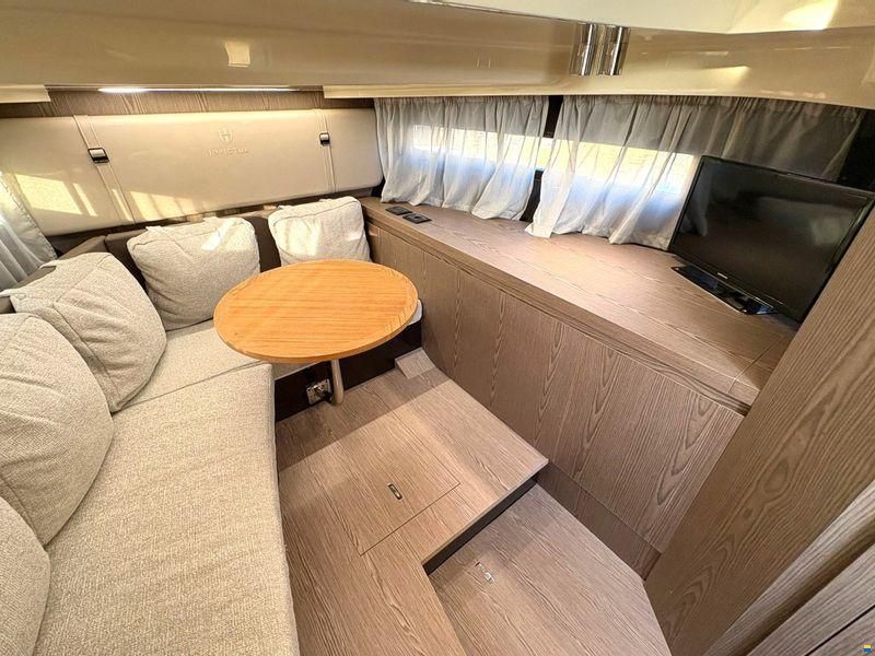 Invictus Yachts 320 GT