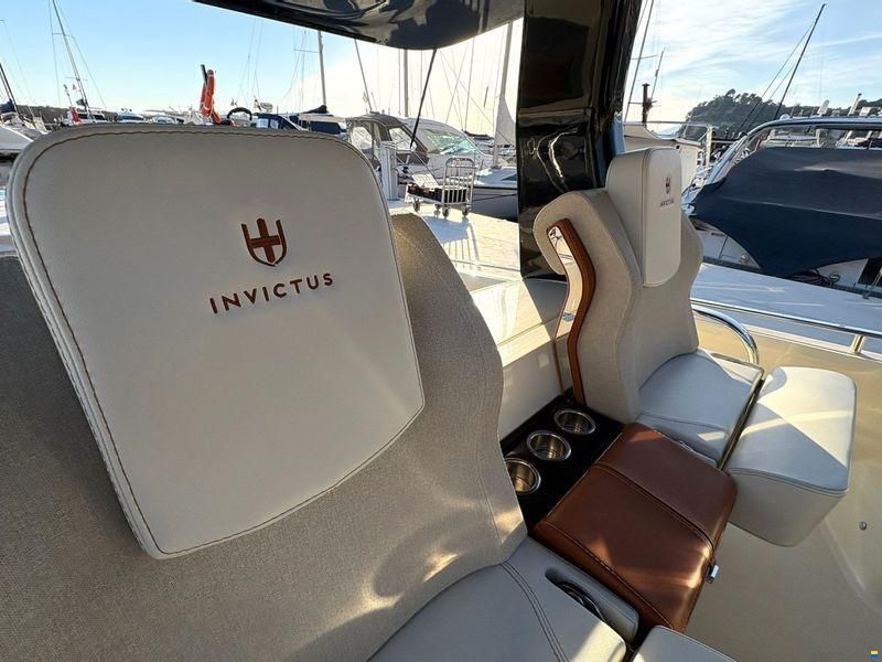 Invictus Yachts 320 GT