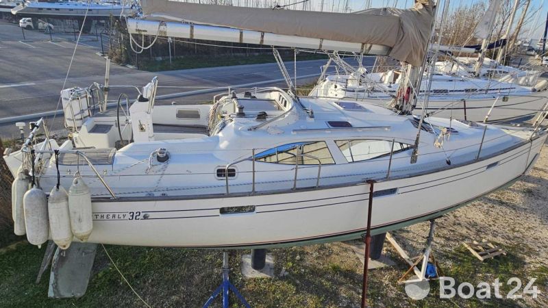 Northshore Yachts Southerly 32 DI
