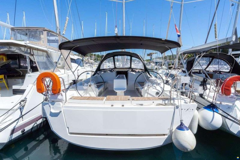 Dufour 412 GRAND LARGE