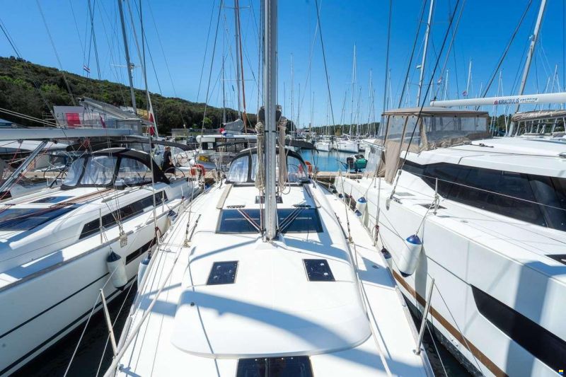 Dufour 412 GRAND LARGE
