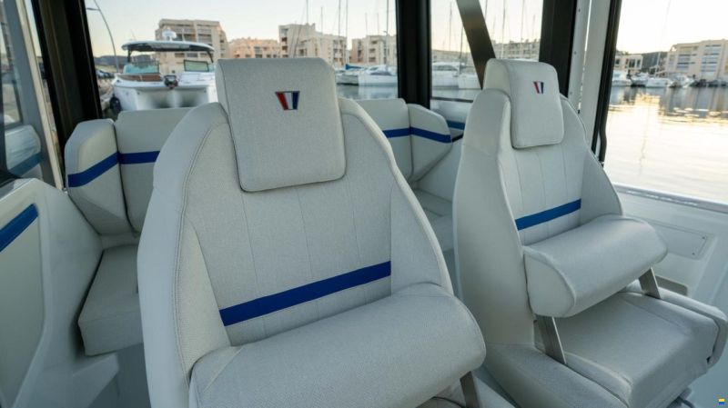 Wellcraft 28 Explorer