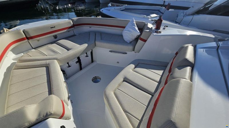Wellcraft 28 EXPLORER
