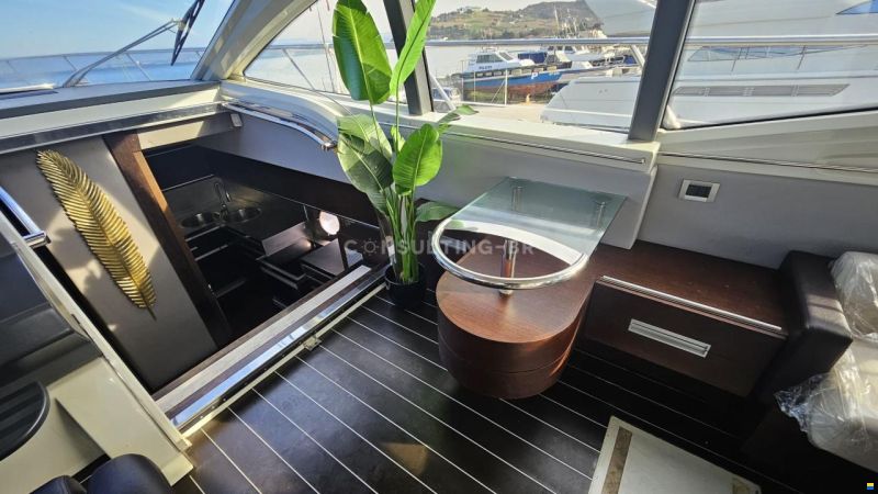 Azimut 68 S