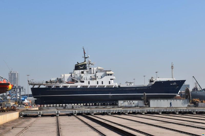 81 m Explorer