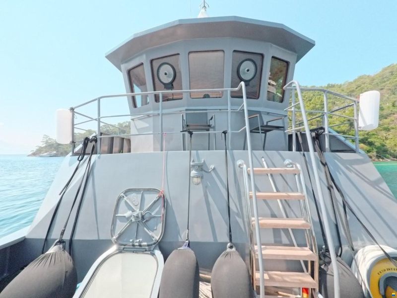 Tansu Custom Steel Trawler