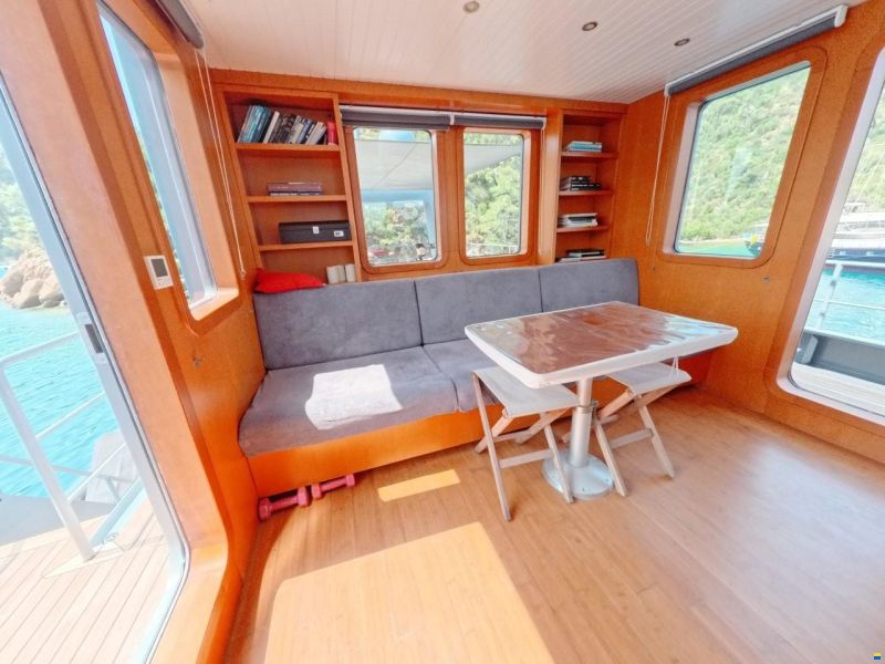 Tansu Custom Steel Trawler