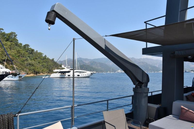 Tansu Custom Steel Trawler