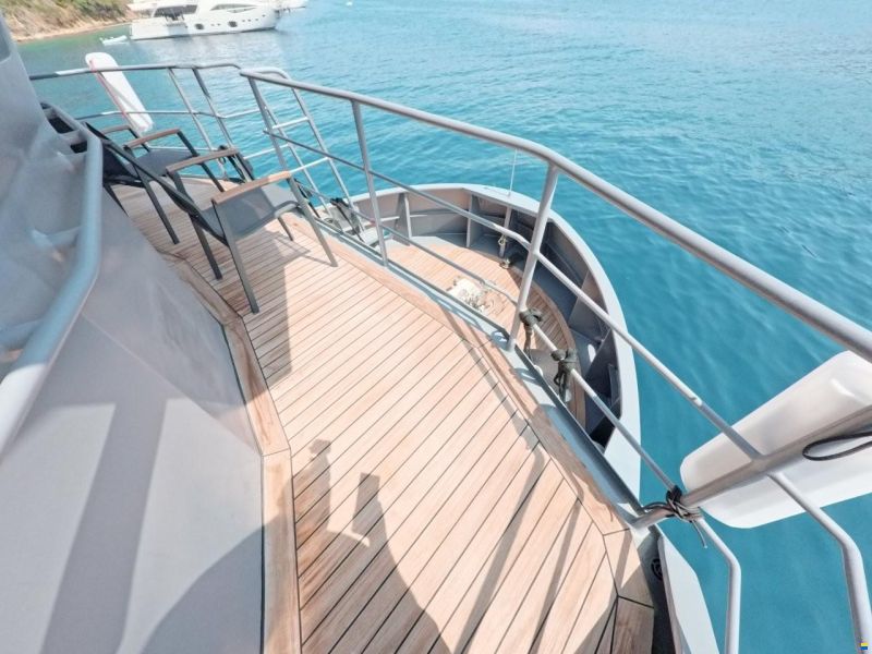 Tansu Custom Steel Trawler