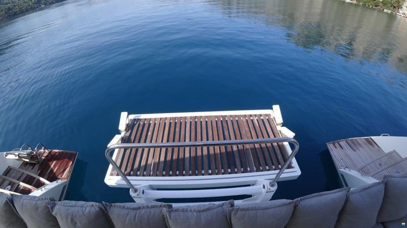 Lagoon 620