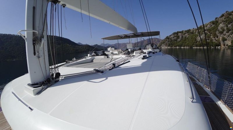 Lagoon 620
