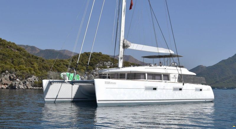 Lagoon 620
