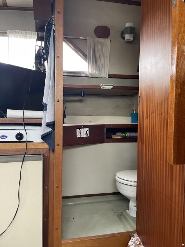Coronet Capitan 31