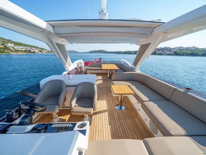 Sunseeker Manhattan 68