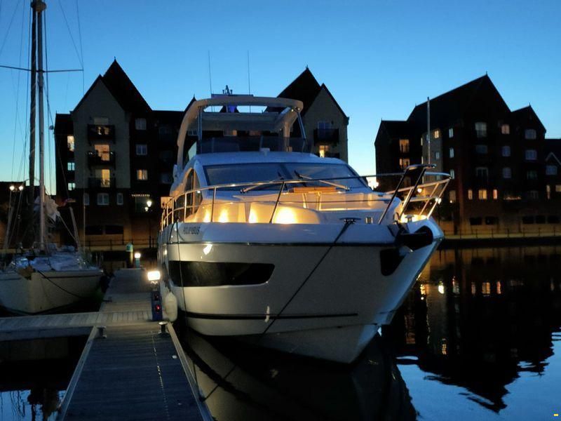 Sunseeker Manhattan 68