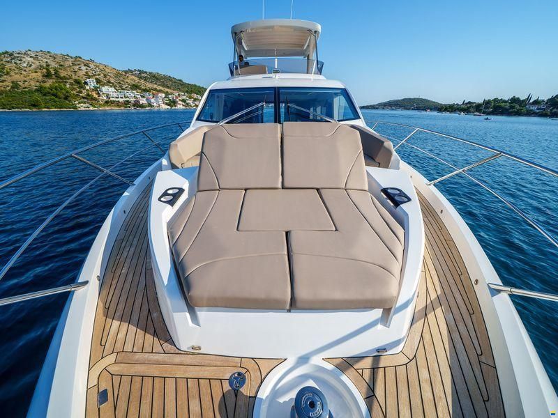 Sunseeker Manhattan 68