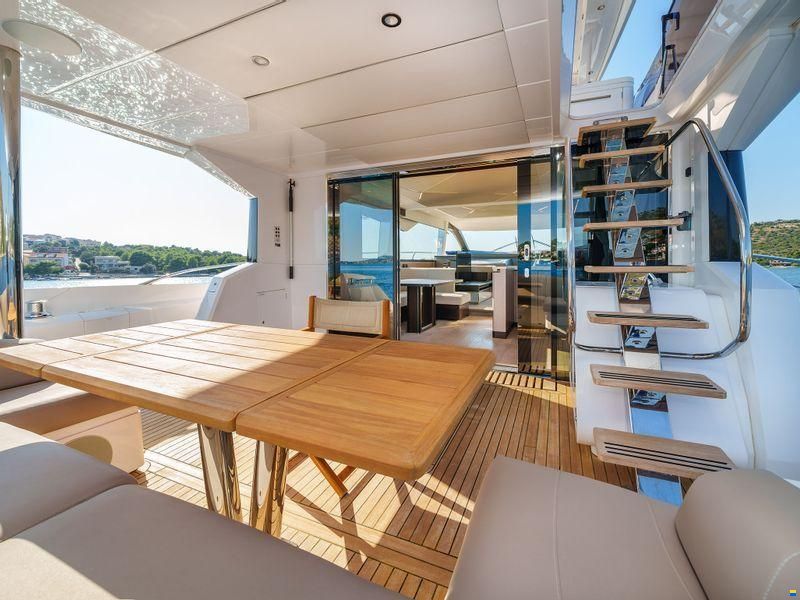 Sunseeker Manhattan 68