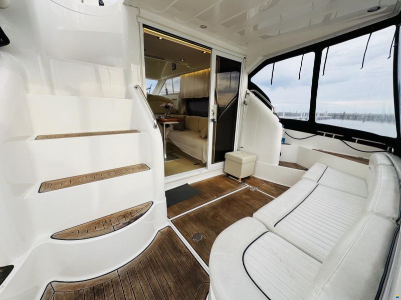 Fairline Phantom 38 Fly