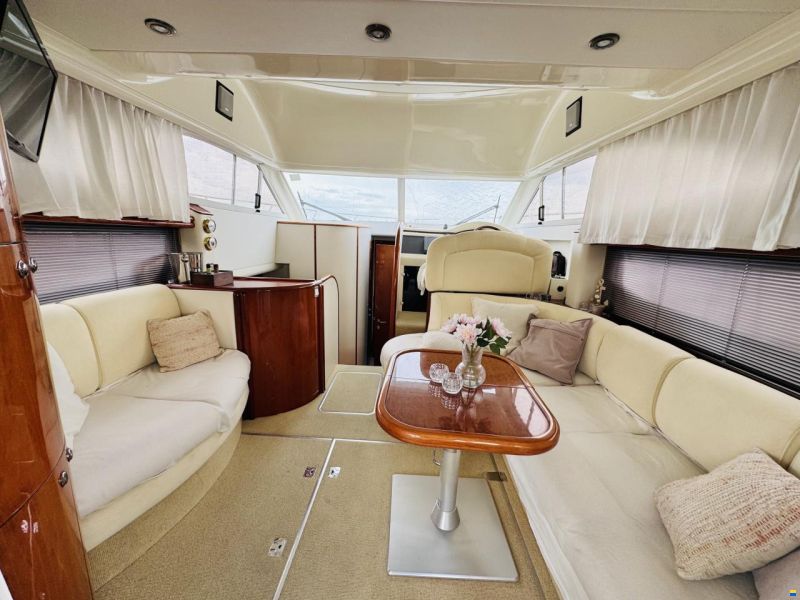 Fairline Phantom 38 Fly