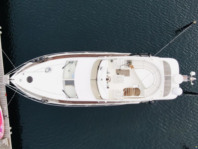 Fairline Phantom 38 Fly