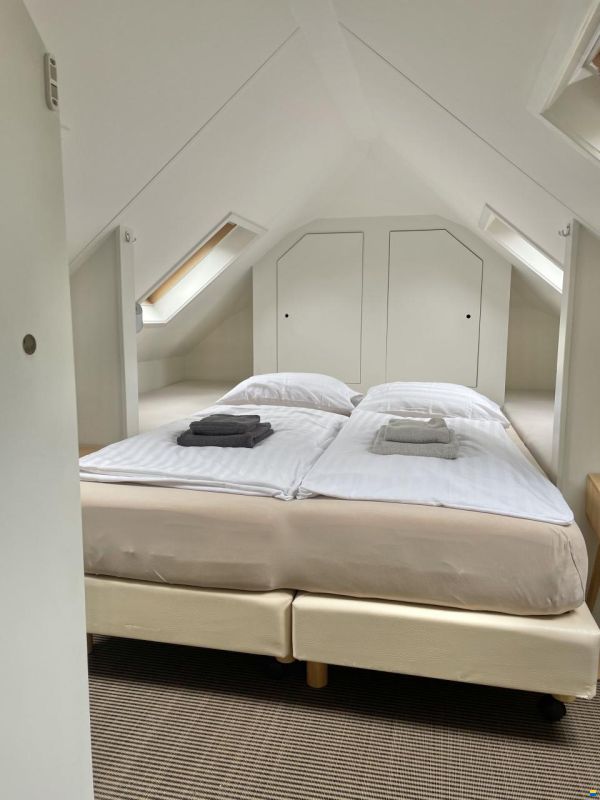 PRINS HOMESHIP 1350 Houseboat Flark