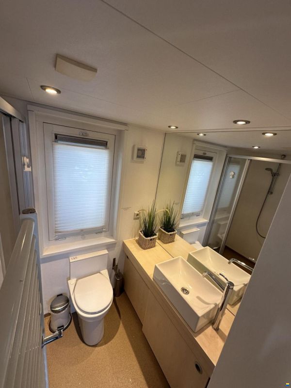 PRINS HOMESHIP 1350 Houseboat Flark