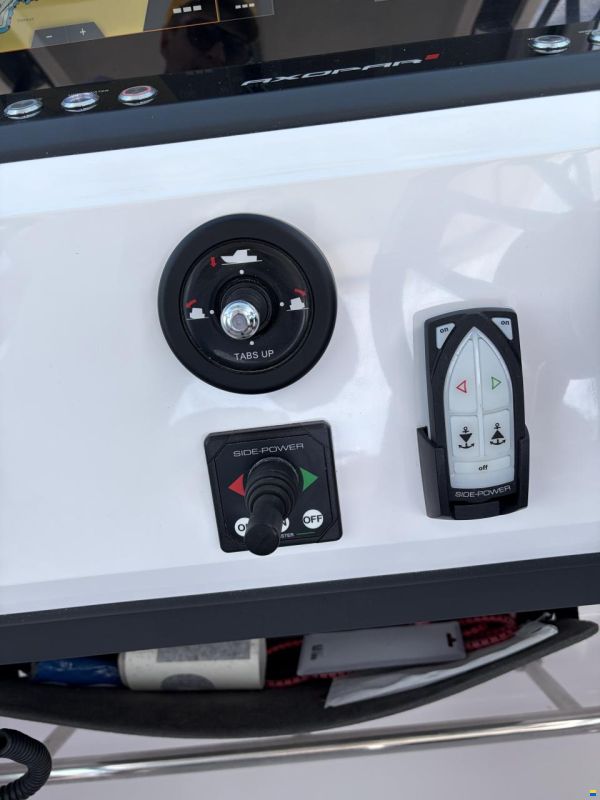 Axopar 28 T Top Brabus Line