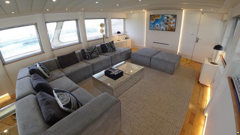 Custom Steel Gentlemen Yacht