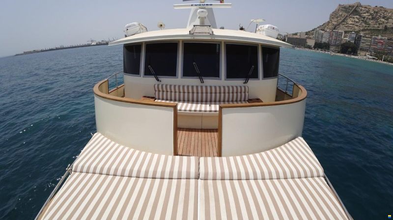 Custom Steel Gentlemen Yacht
