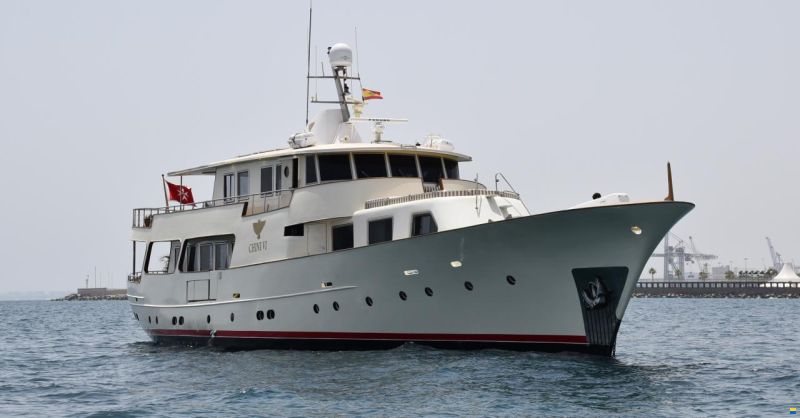 Custom Steel Gentlemen Yacht