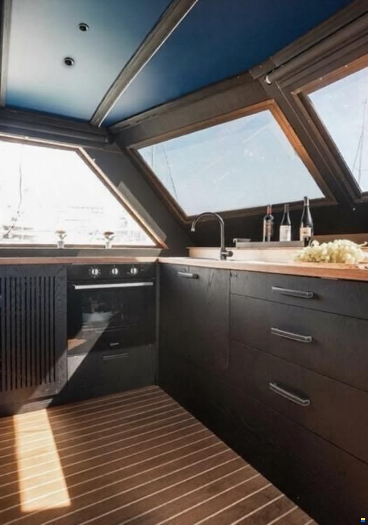 Hatteras 60 Fly