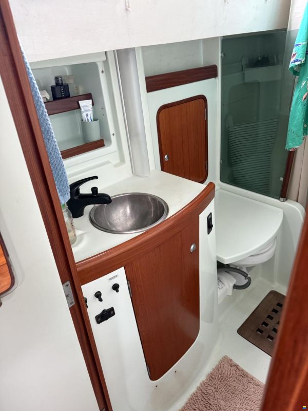 Beneteau Oceanis 44 CC