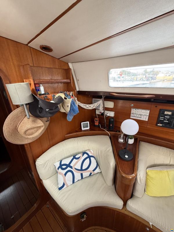 Beneteau Oceanis 44 CC