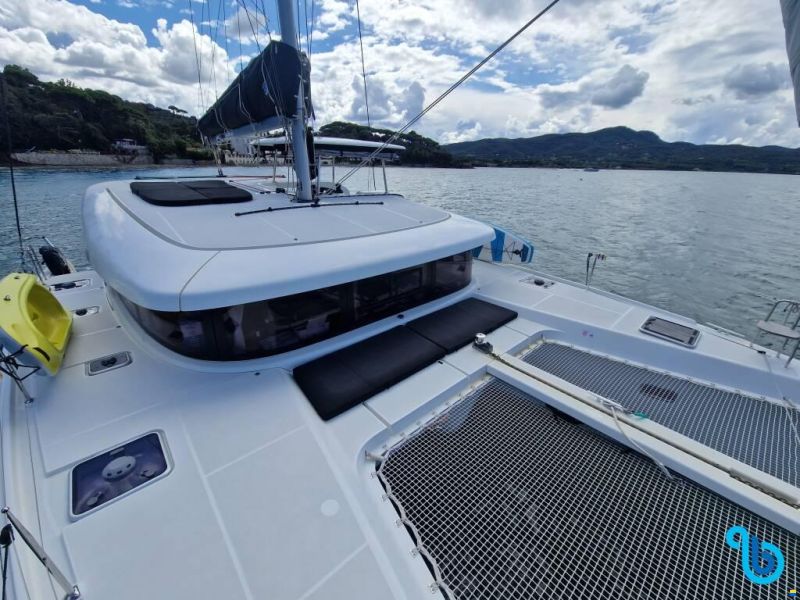 Lagoon 42